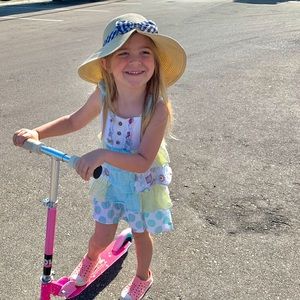 Gorgeous summer top ⭐️💚💛🌷